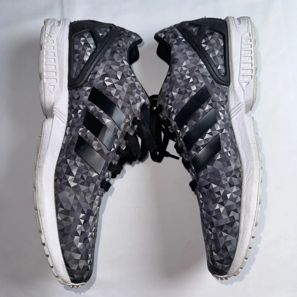Adidas ZX Flux Grey Black Geometric Prism Pattern Sneakers B24394 Mens 9.5
